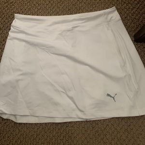 Women’s white skort
